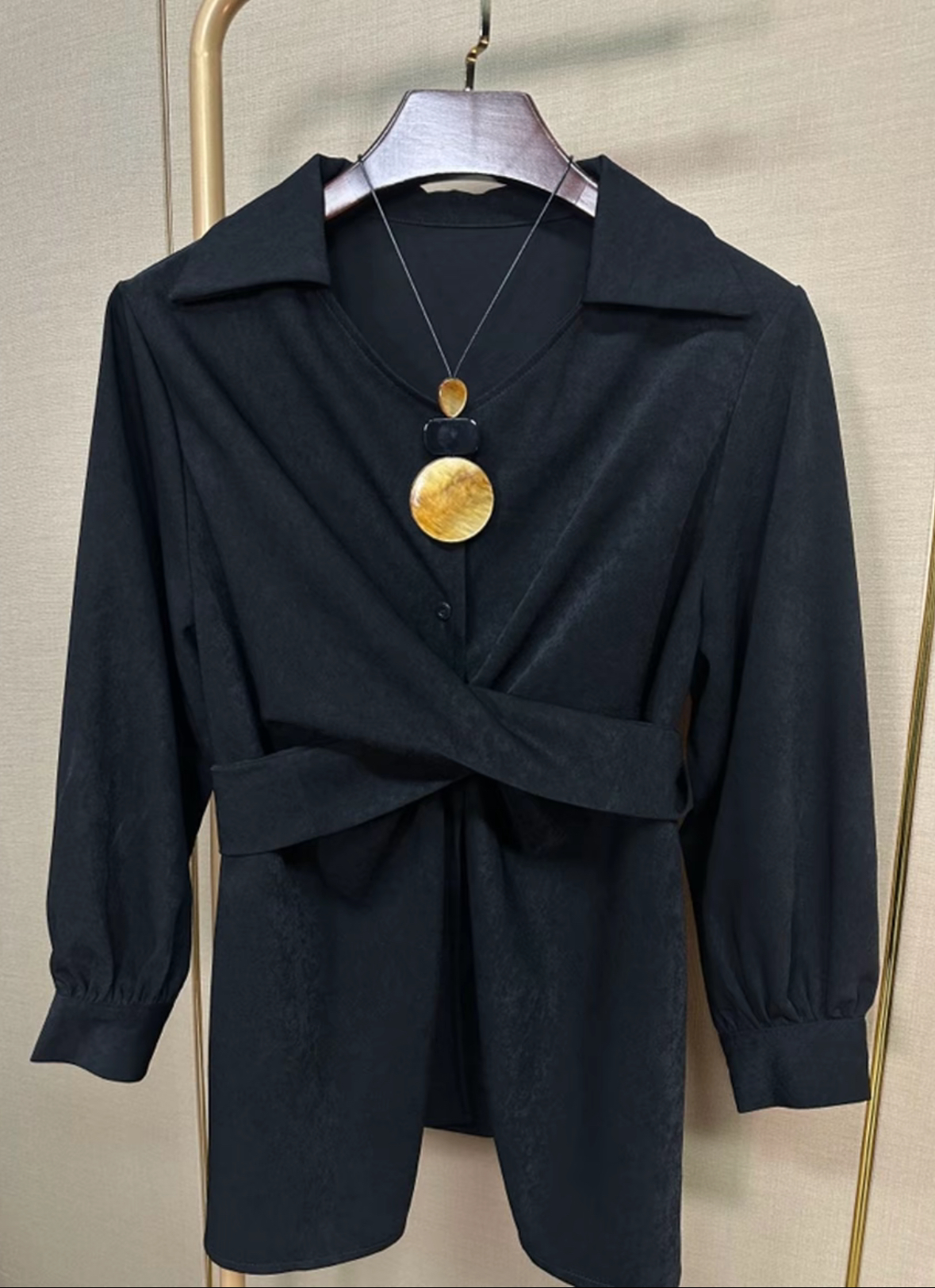 Elegant vacation long loose design, slimming and fashionable